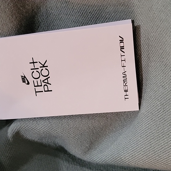 NWT Men's size XL Nike dri-fit adv Tech Pack sweatshirt - Picture 4 of 8